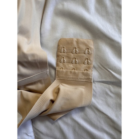 Skims Naked Scoop Bra Sienna Size 4x Plus Adjustable Removable Pads Stretchy - Picture 6 of 8